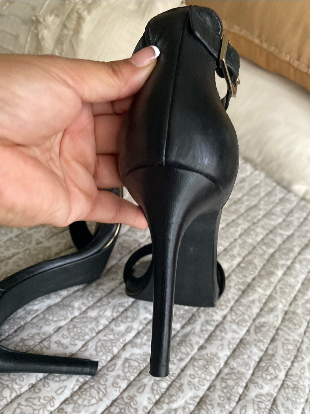 Kenneth Cole BROOKE ANKLE STRAP HEELED SANDAL - Picture 4 of 8